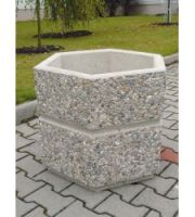 Betónový kvetináč