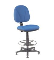 Pokladničná stolička bez opierok - čierna 