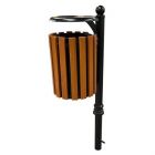 Vonkajší odpadkový kôš so strieškou na stĺpiku